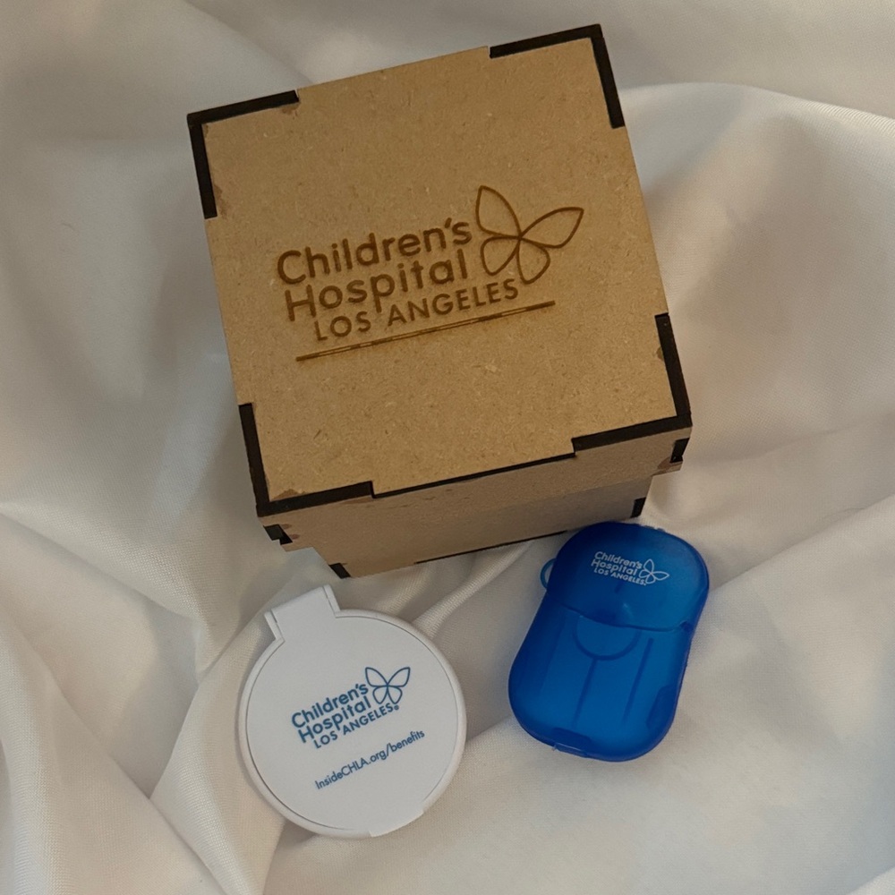 Children's Hospital Los Angeles Gift Set